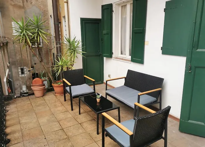 Moline 11 بولونيا